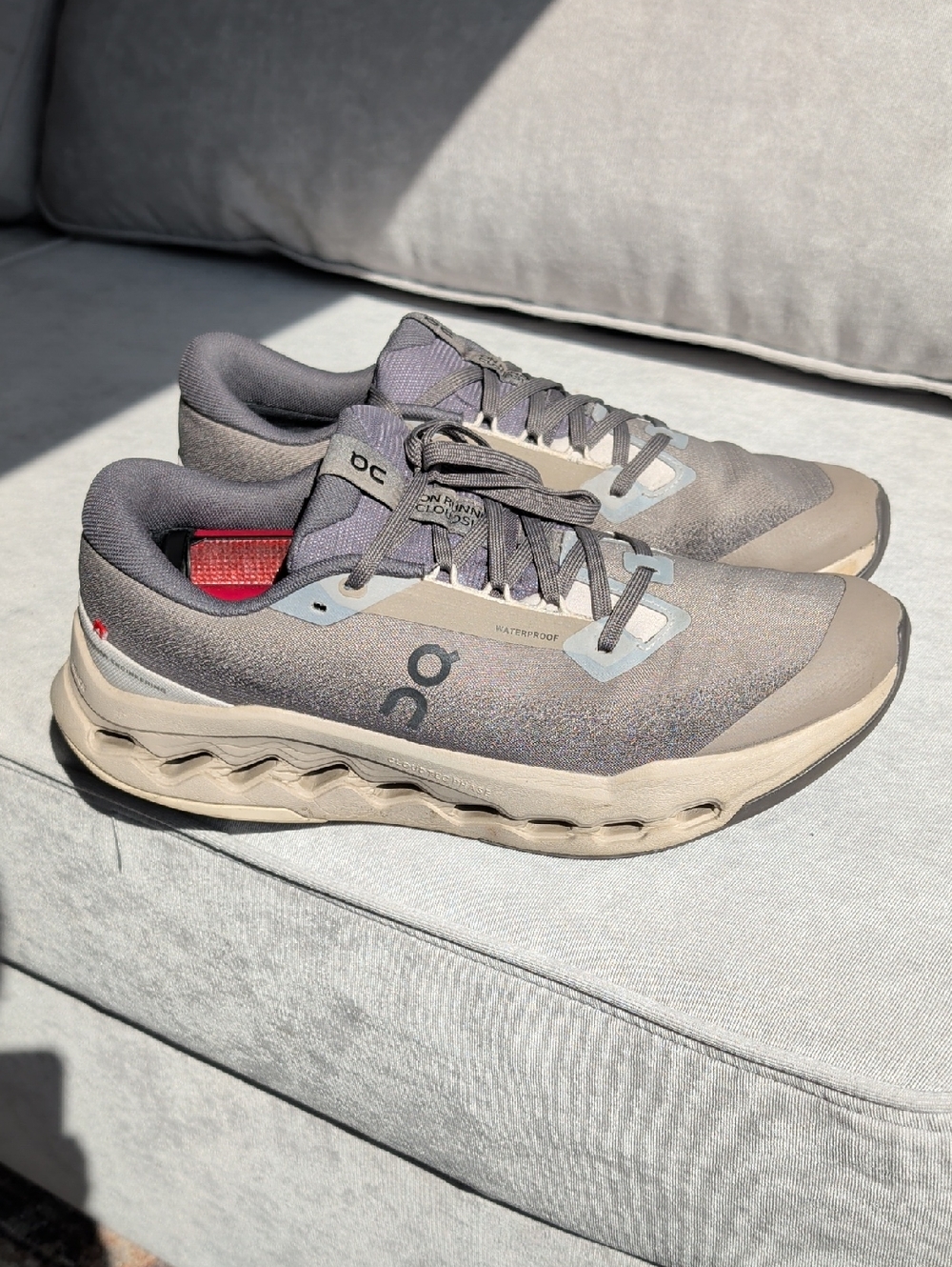 On Running Cloudhorizon Waterproof Shoe - Light Gray